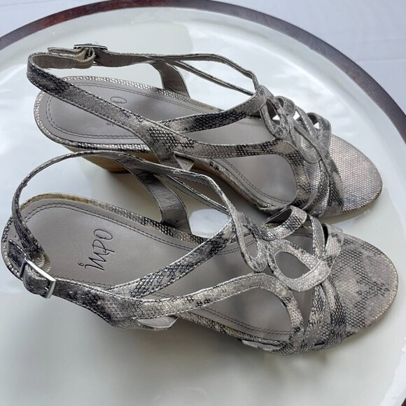 Impo Women's Metallic Python Wedge Sandal Size 9 - Picture 4 of 11